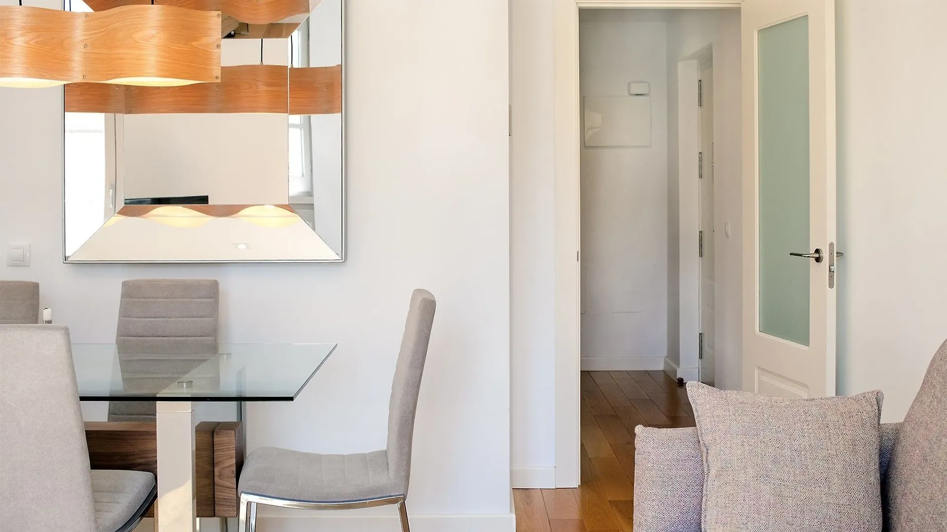 Picasso City Center 1B Málaga Apartman